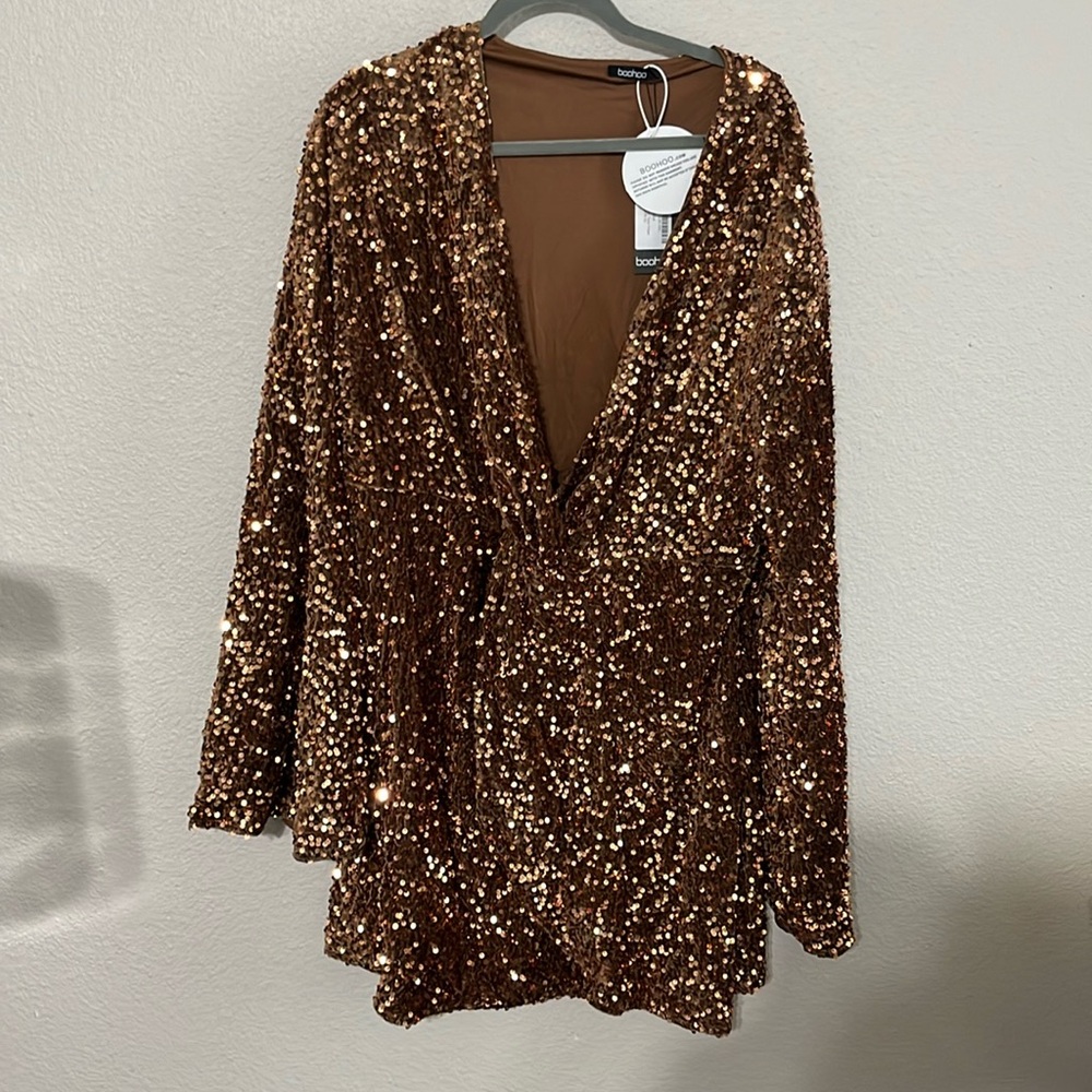 Boohoo sequin dress NWT